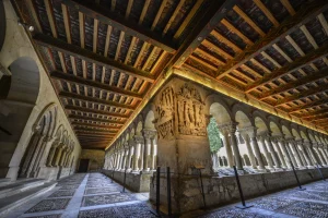 Vista del claustro del Monasterio de Silos