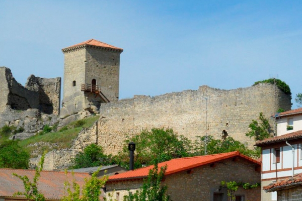 Castillo y murallas de Santa Gadea del Cid