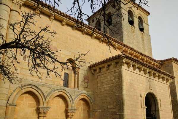 Iglesia de San Esteban de Moradillo de Sedano